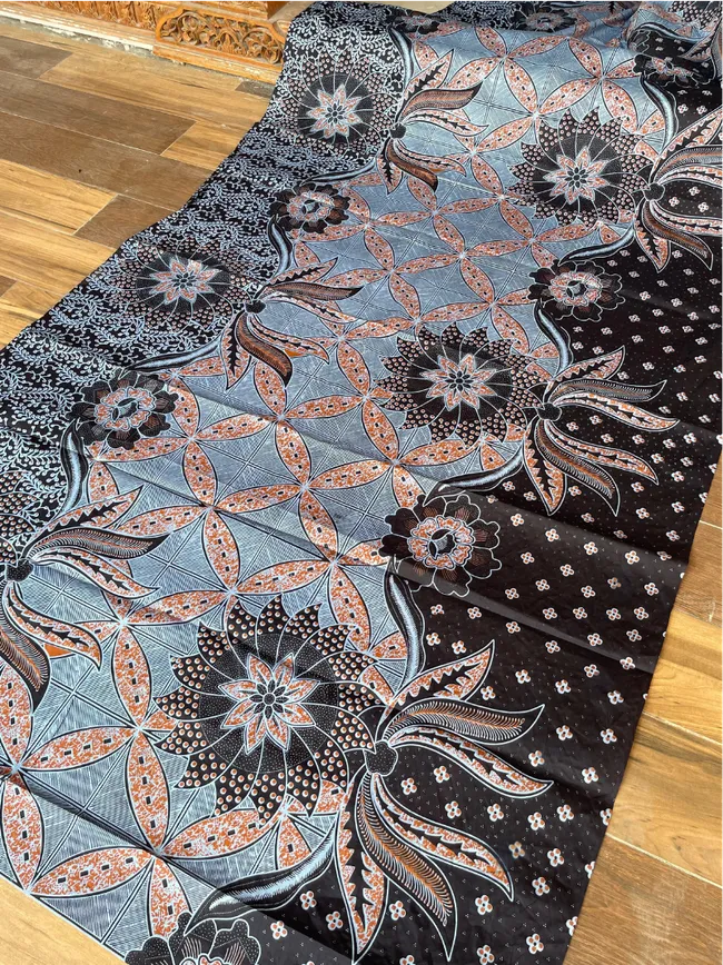 Motif kain batik Pabrik Batik Solo